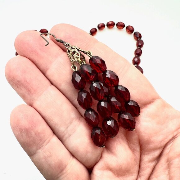 Vintage Bakelite Cherry Amber Bead 24 Inch Necklace And Earrings Set 58 Grams - Picture 3 of 4